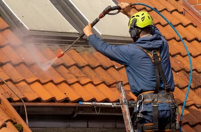 Démoussage et hydrofuge de toiture à Dennebrœucq